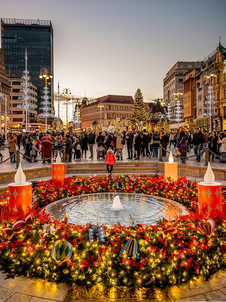  Zagreb Christmas Advent ABC 